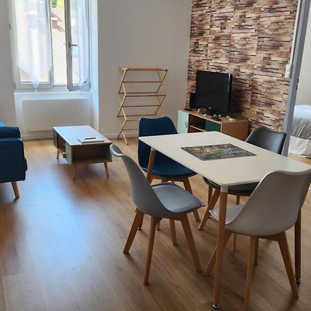 Appartement Tout Confort Vue Sur Les Forts Salins-les-Bains Extérieur photo