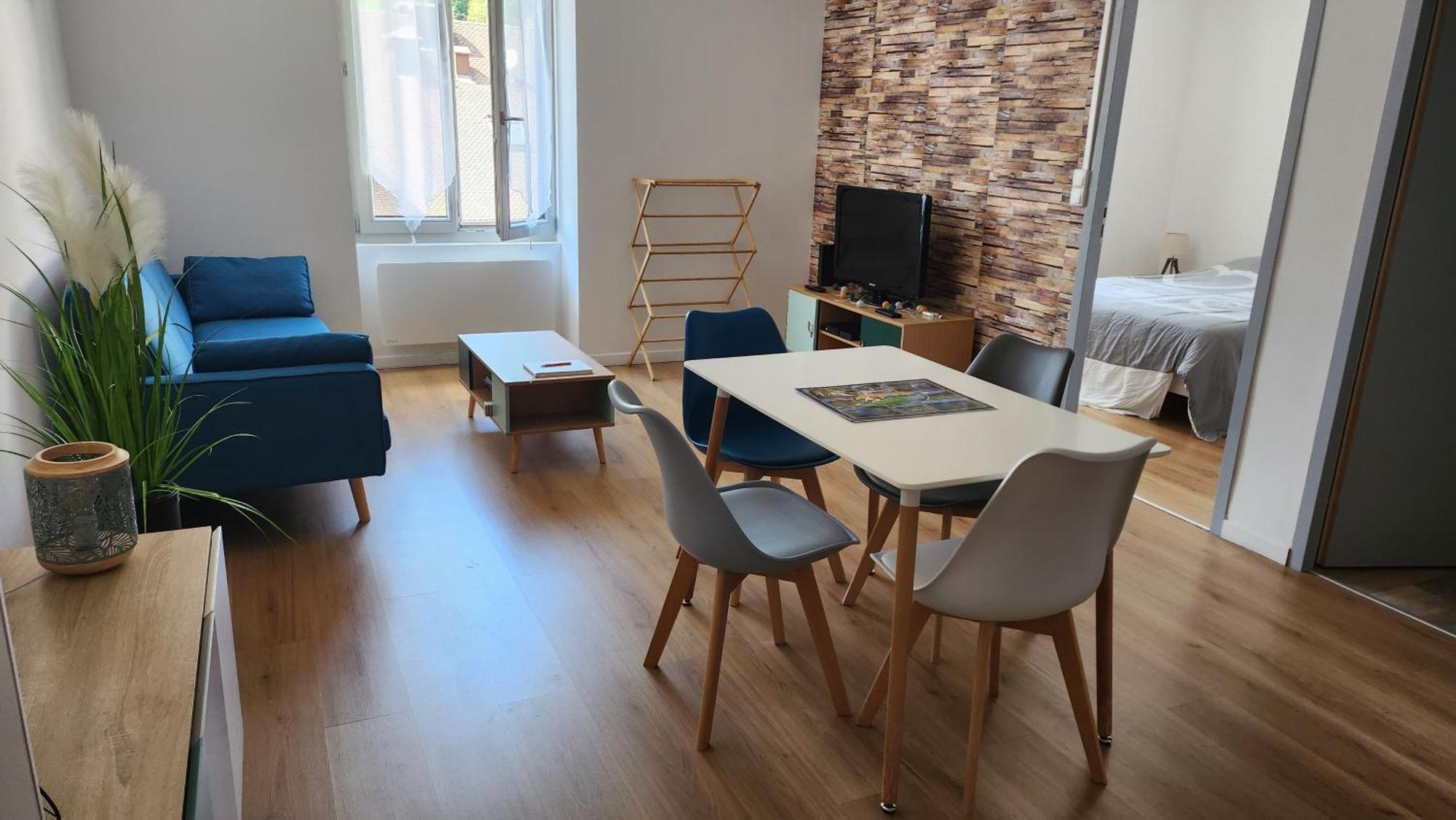 Appartement Tout Confort Vue Sur Les Forts Salins-les-Bains Extérieur photo